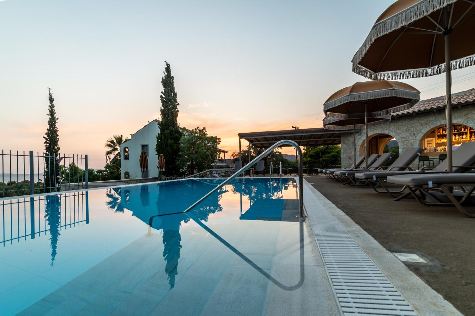Olympia Zervea Studios With Pool - Apartment 卡德哈米利 外观 照片